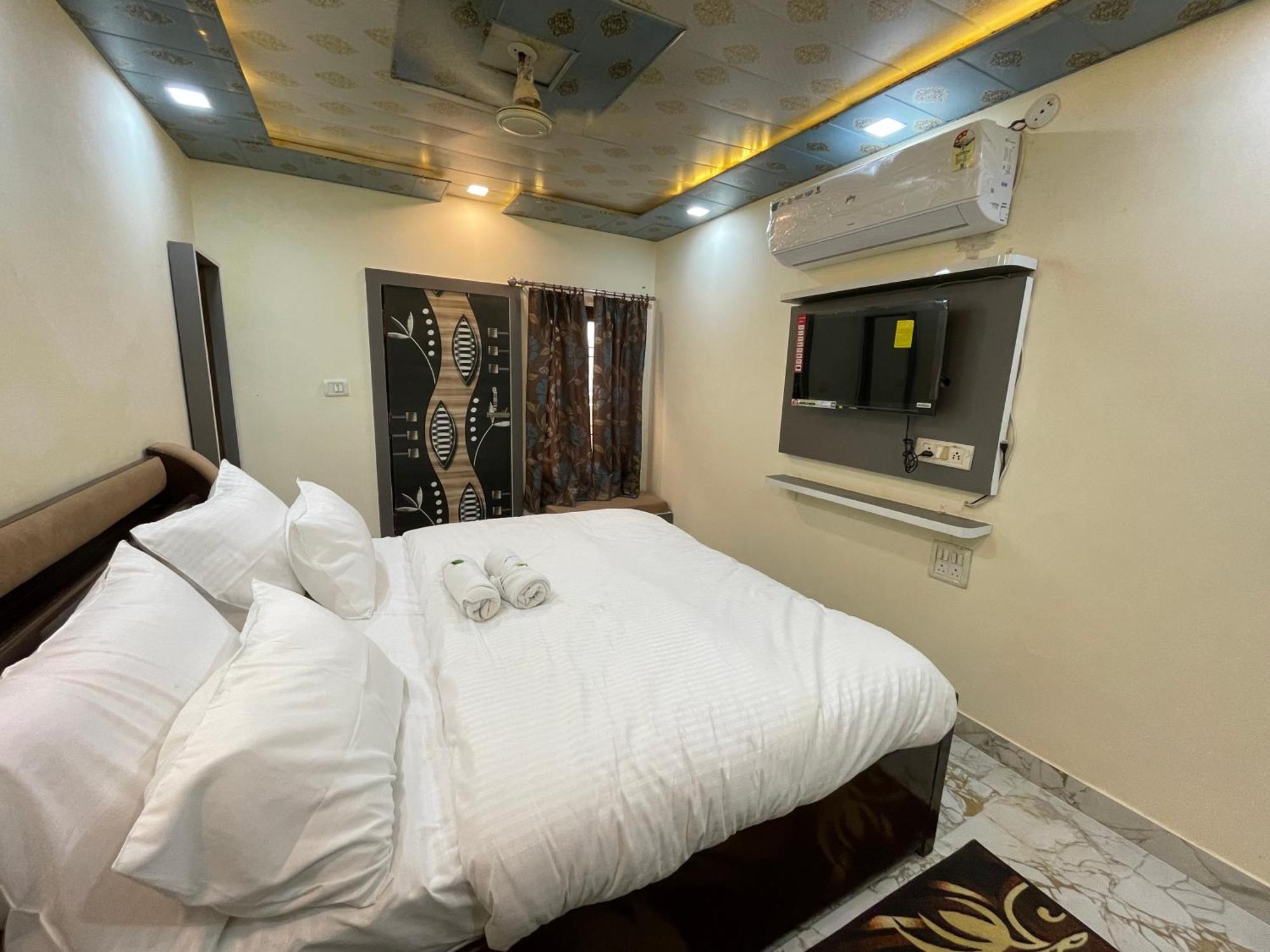 The Marigold Bliss Apartment Agra  Ngoại thất bức ảnh